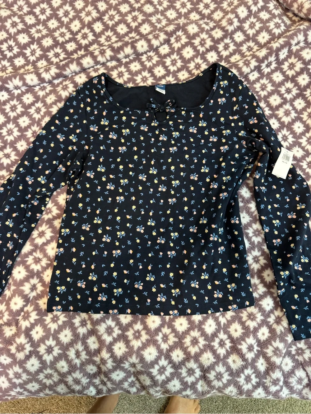 Old Navy Navy Long-Sleeve Floral Top with Neck Bow